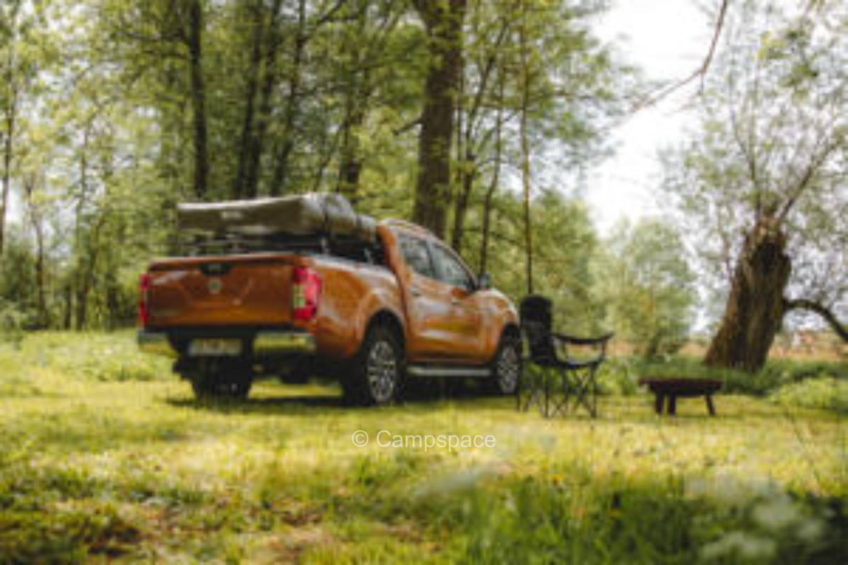 Farm camping in a secluded location on the Franconian river Saale