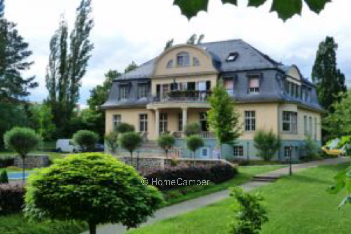 Privater Platz in Weida