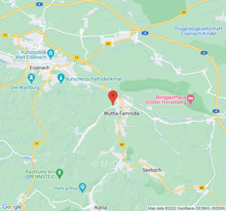 Schönes sicheres und eingezäuntes Grundstück