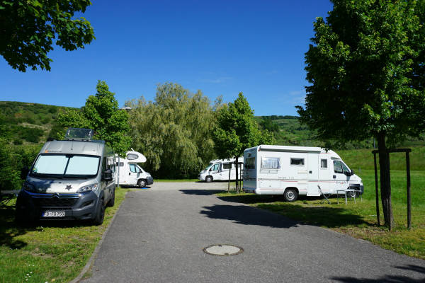 Parkplatz schwimmbad v oberrotweil