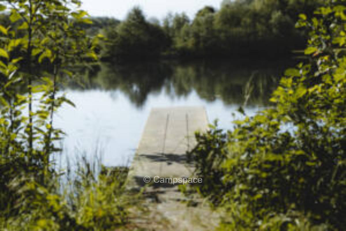 Camping mit Seezugang (Campspace 4526)