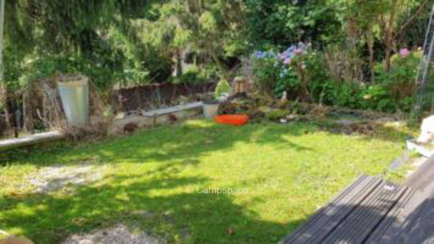 Kleines Zelt am Miniteich (Campspace 5297)