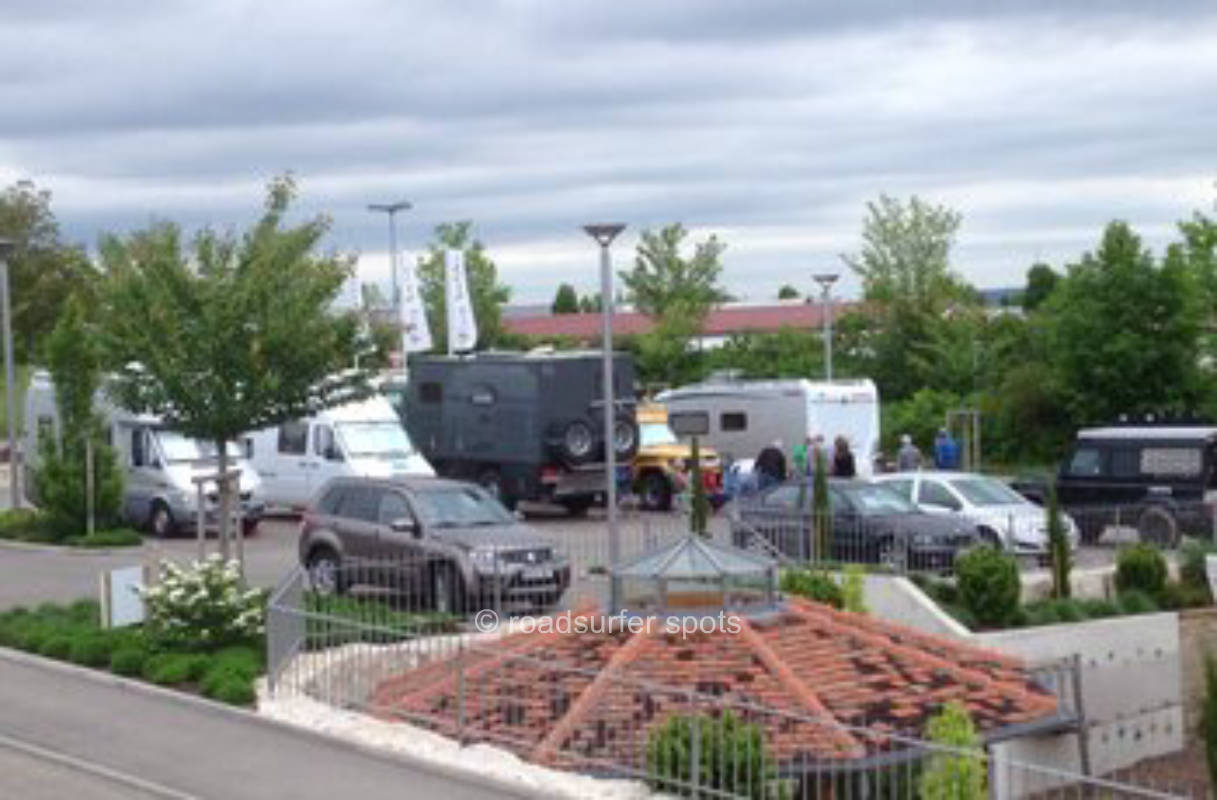 Privatkellerei Rolf Willy-Urlaub mit leckerem Wein