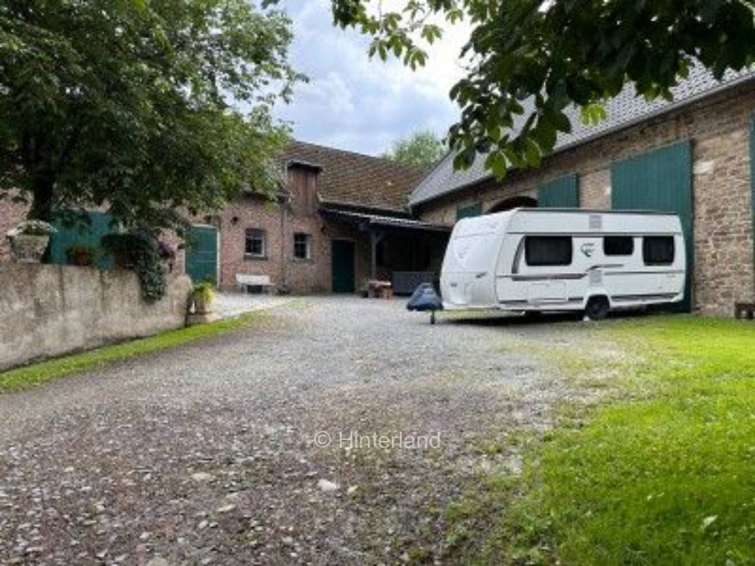 Bauernhofidylle auf altem Gutshof