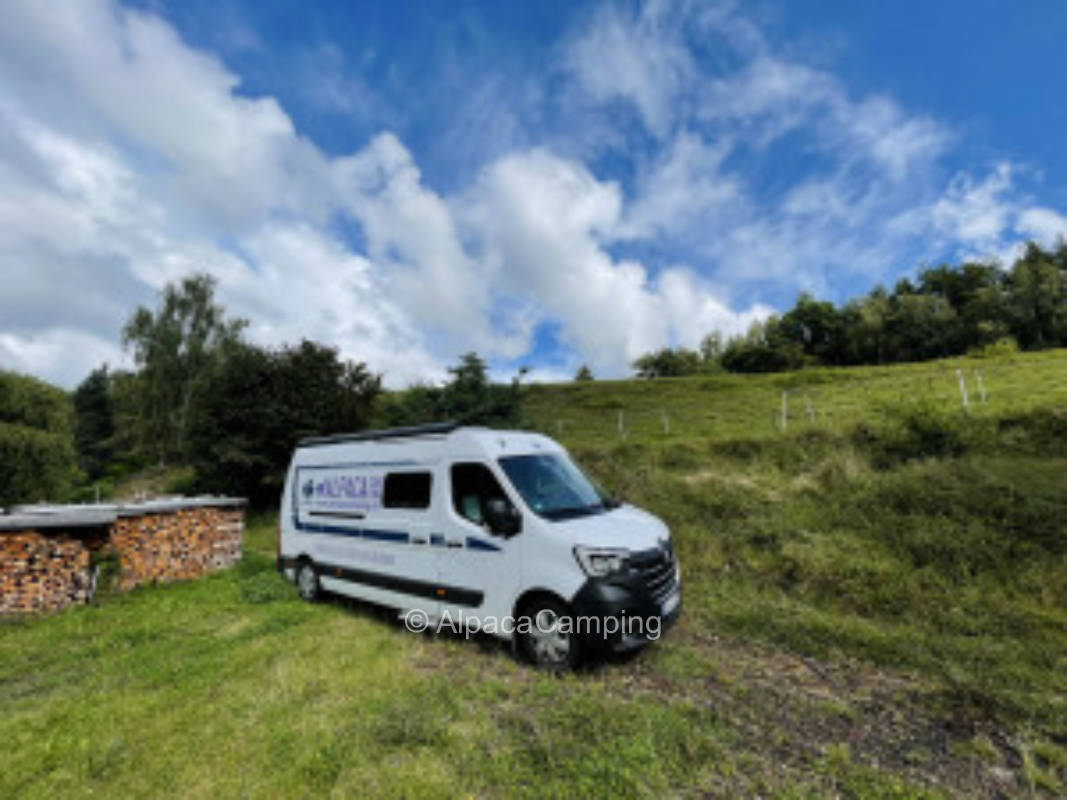 Idyllischer Stellplatz auf unserem Ponyhof