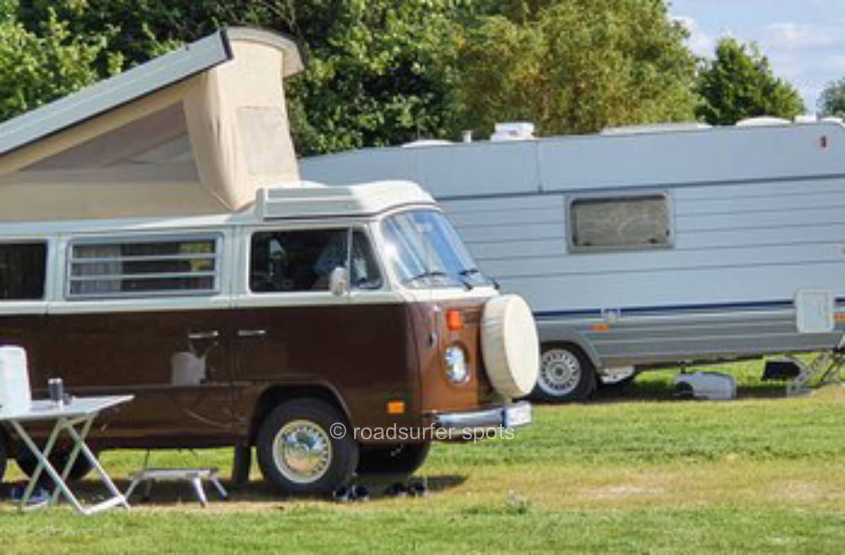 Ruhiger Stellplatz mit herrlichem Ausblick am Wohlfühlhotel