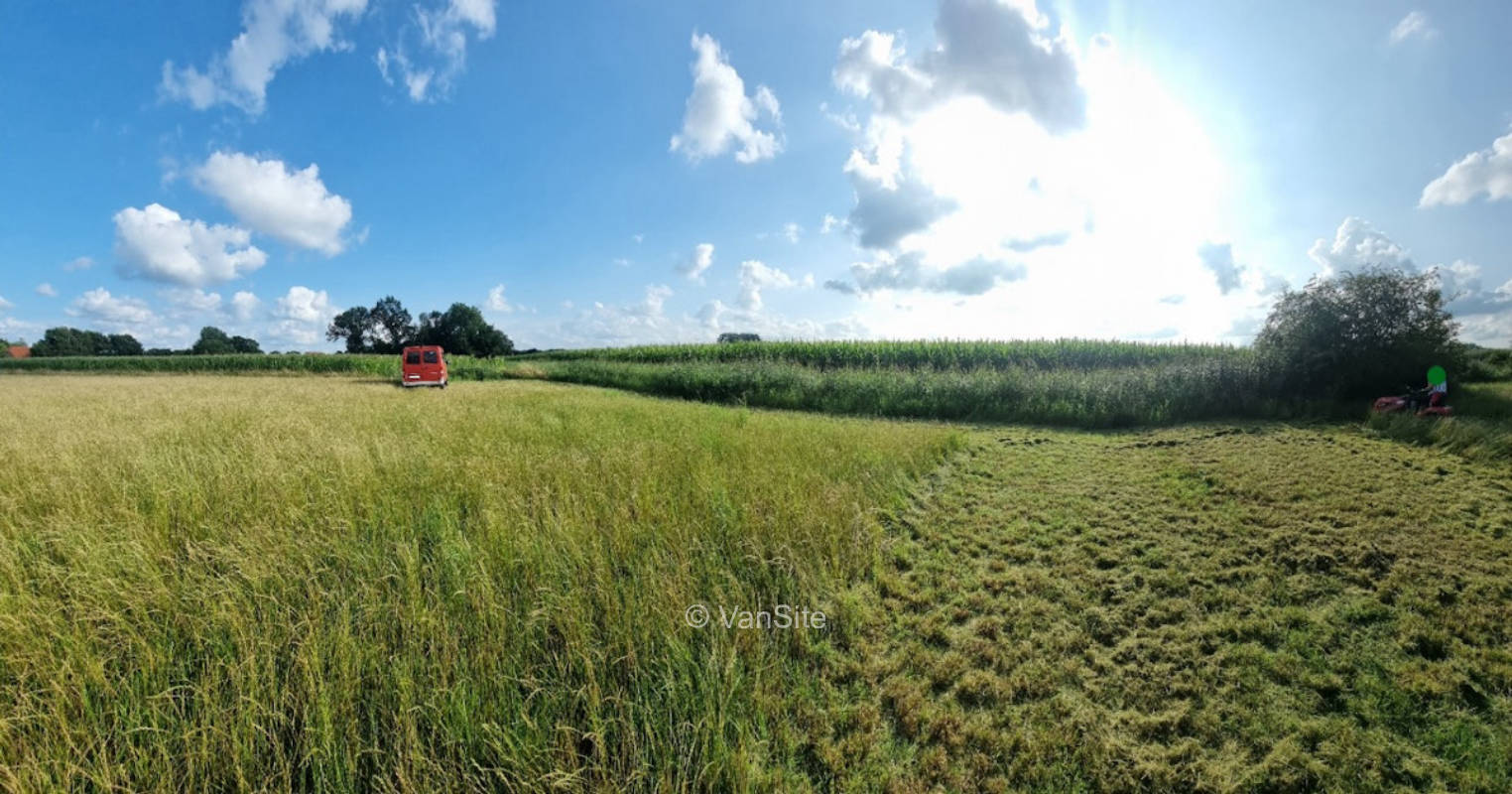 Übernachten mitten in der Natur am Bach