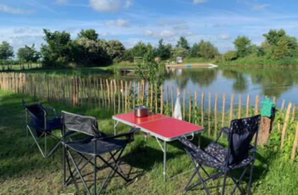 Camping with Lake View 2 Warfthof Wollatz