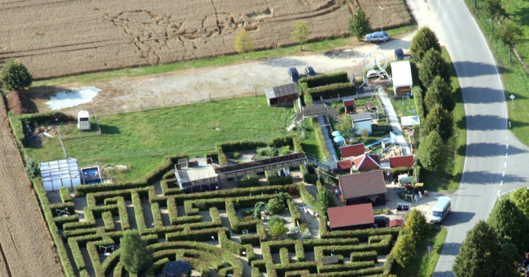 Maze of the senses