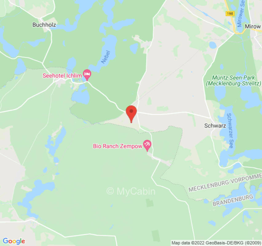 Idyllische Zeltwiese am Hügelwäldchen