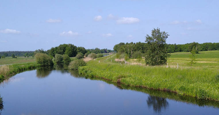 Landhof Martin Schoster on the Hadelner Kanal