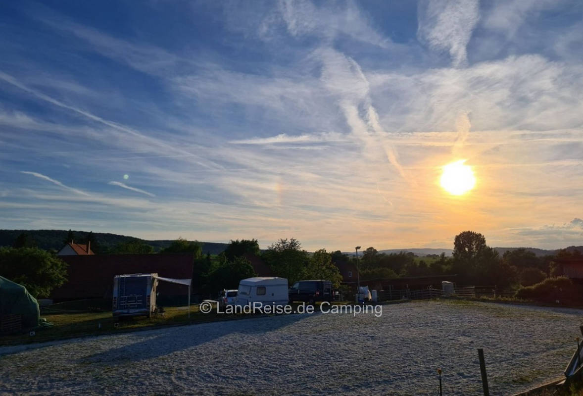 Pitch natural! - at the farm animal park Eternahof