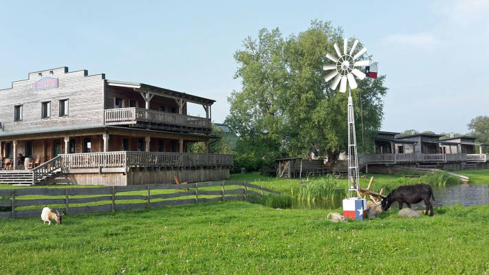 Rustikales ranchhaus