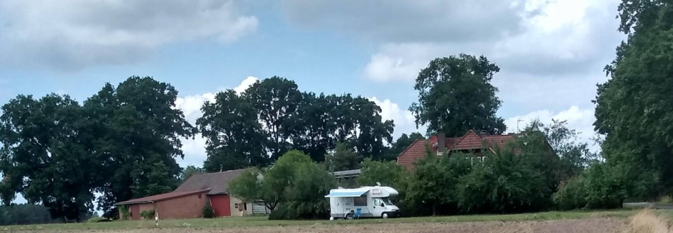 Camper pitches on the farm near Schneverdingen in the Lüneburg Heath