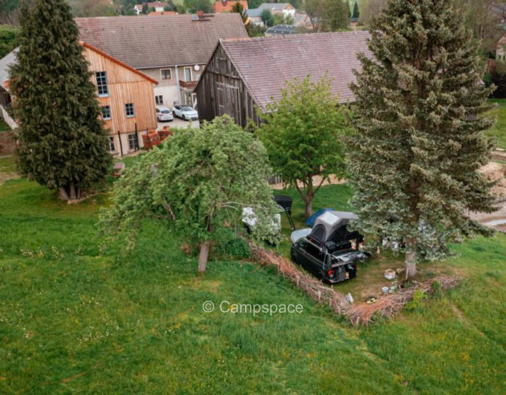 Stellplatz auf der Wiese (Campspace 26825)