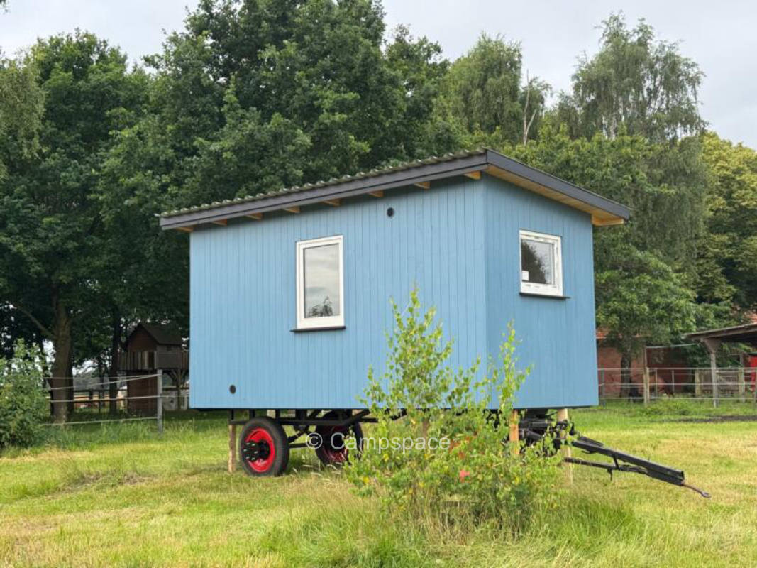 Stellplatz für Zelt, PKW, Transporter, Wohnmobil (Campspace 10030)