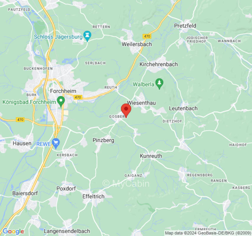 Obstgarten, Wiese mit Licht und Schatten