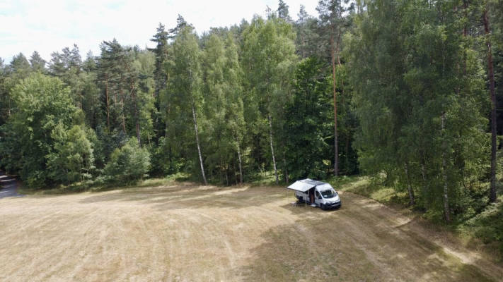 Wohnwagen & Wohnmobilstellplatz in Föritztal