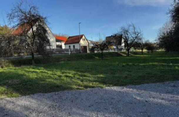 Idyllic Nature Spot at the Hainer-Mühle