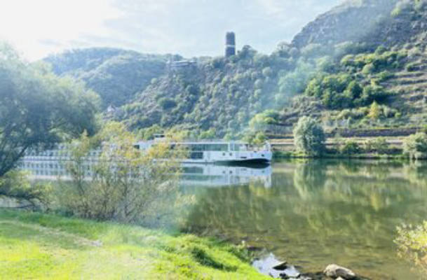 Moselurlaub zwischen Burgen und Weinbergen