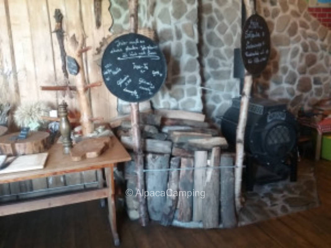 Camping in the land of far distances between heaven and earth #1