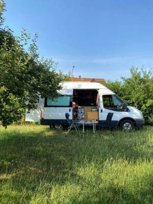 Campen im Garten inmitten der fränkischen Toskana