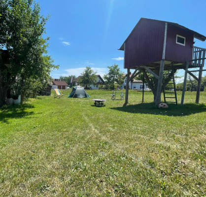 Auszeit im rosendorf mit dem zelt