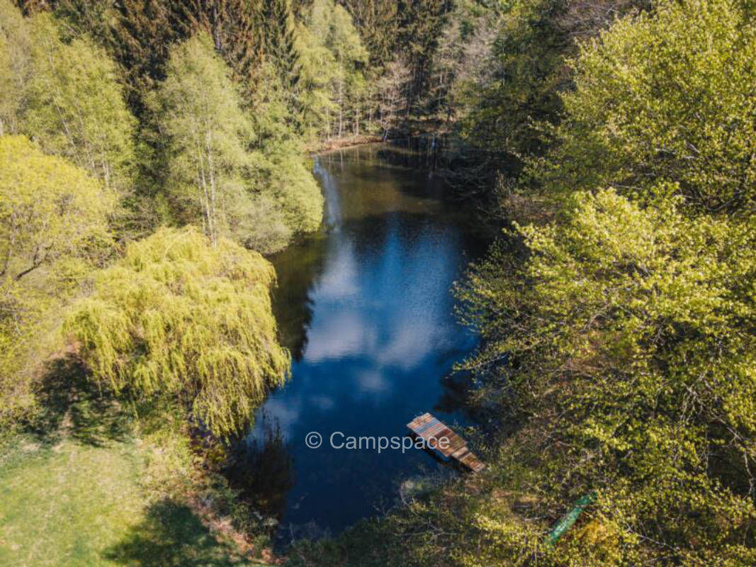 Wald Tennisplatz (Campspace 20971)