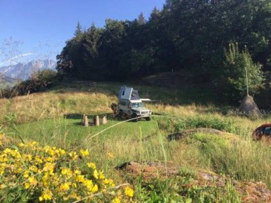 Einzigartige Kulisse - Wildcamp am Kleinberg