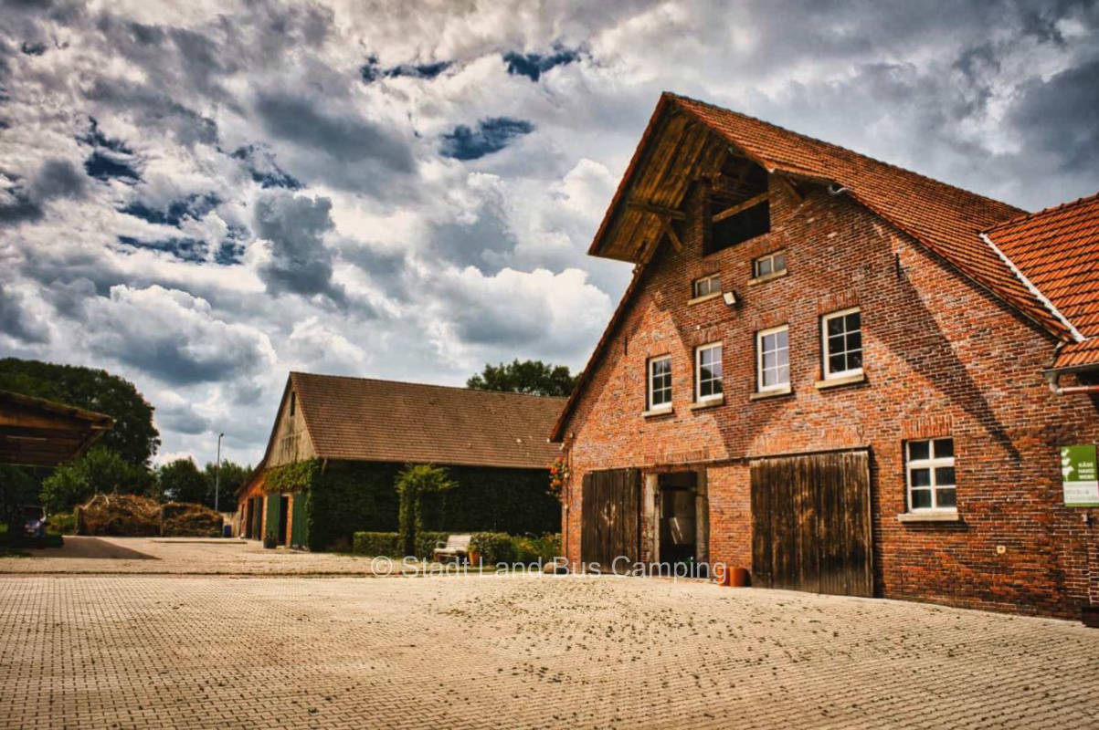 Altenoythe Manor - Apple Pasture 1