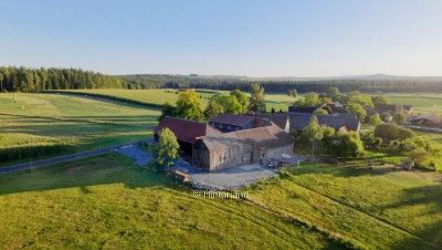 Naturcamping in der Nähe der Grenze