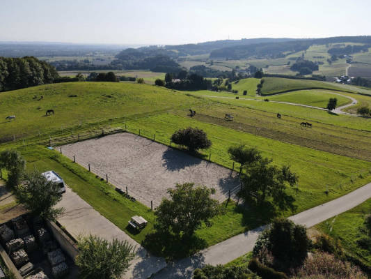 Wohnwagen & Wohnmobilstellplatz in Stubenberg