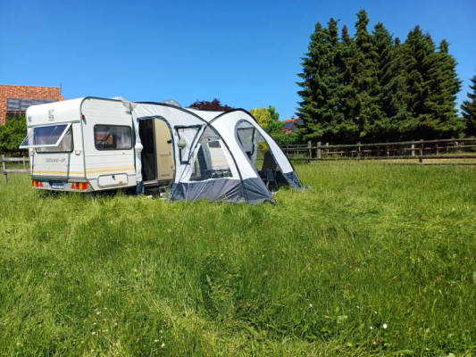 Pitch on the Paddock (Campspace 29903)