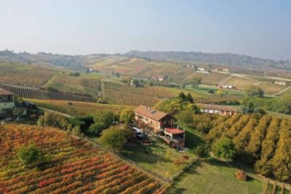 Umgeben von Weinbergen im Herzen des Monferrato