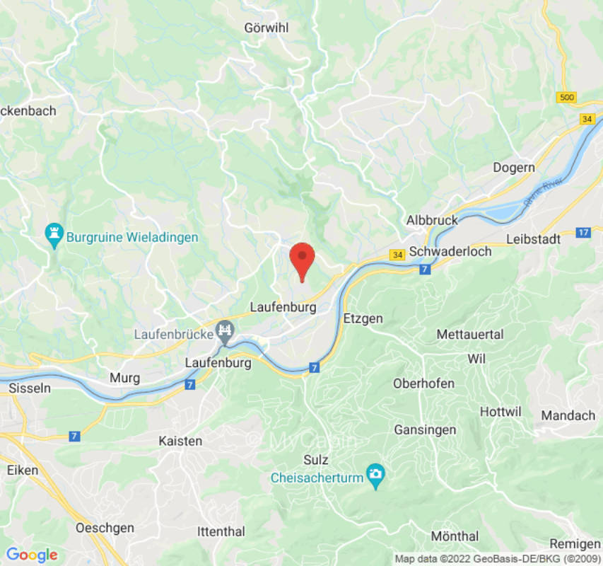 Ruhiges Grundstück am Ortsrand