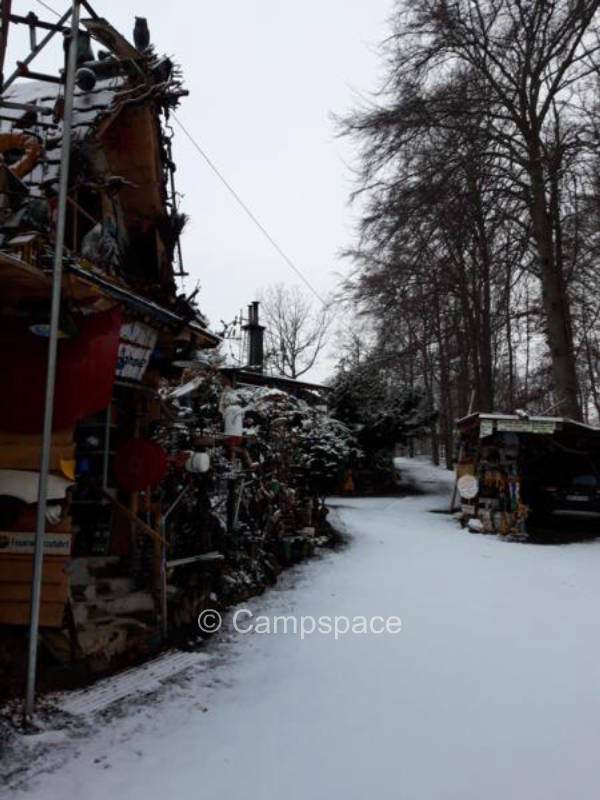 Rolis Steinbruchcampingparkplatz/Himmelsauge