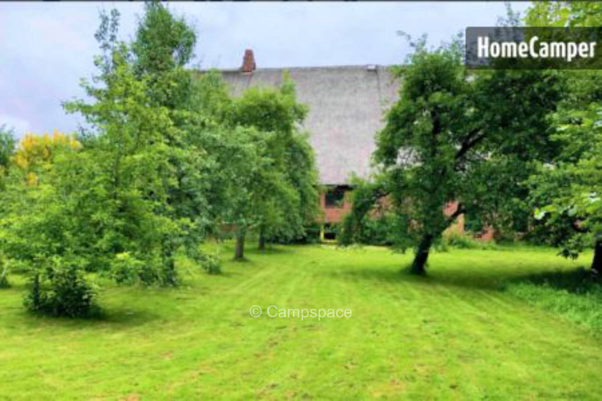 Pitch for Tent, Caravan, Van, Motorhome (Campspace 13743)