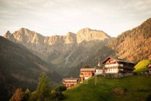 Panorama- und Genussstellplatz auf 1200m 