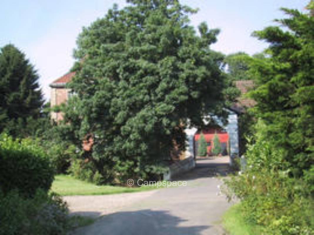 Camping im Schlossgarten bei Köln