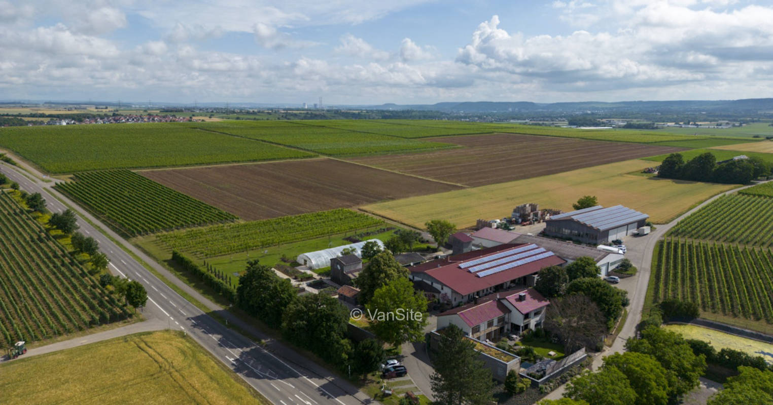 Womo-Stellplätze Landgut STENG
