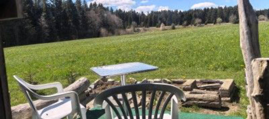 Camping auf der Alm und am Bach auf 800 Höhenmeter