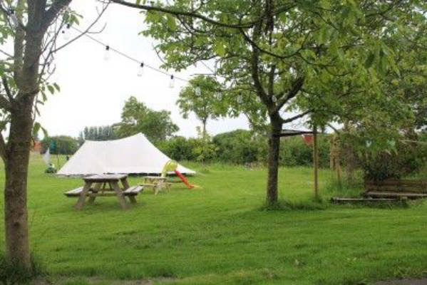 Friesland Nature Camping: Near Slachtedijk